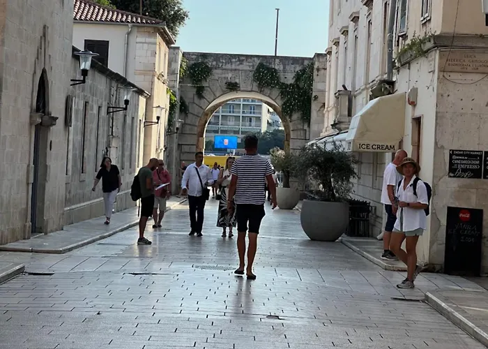 Apartman Iva Apartamento *
